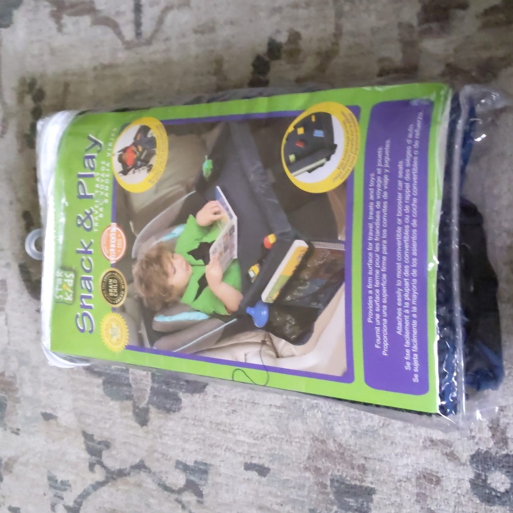 Travel tray